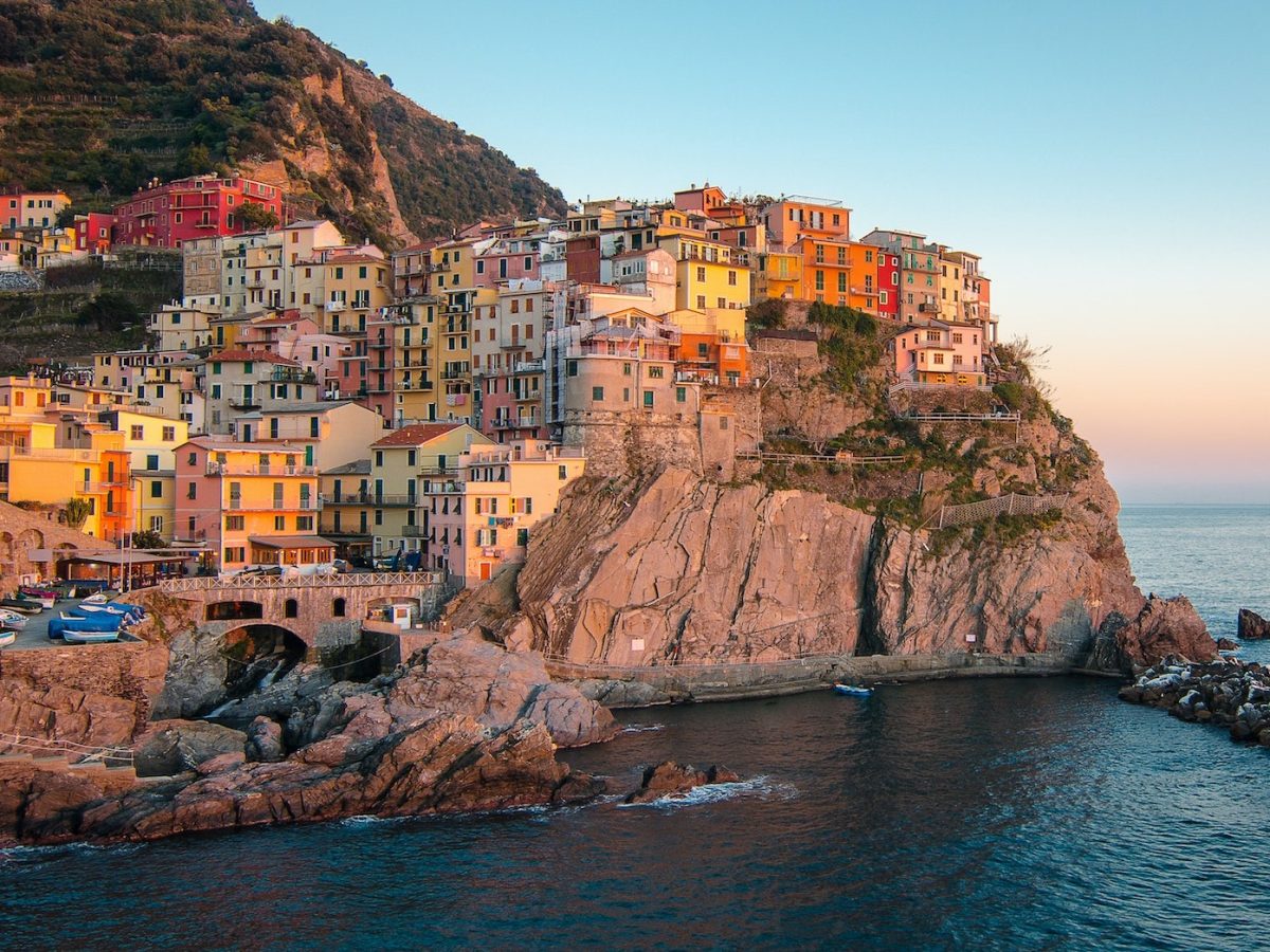Cinque Terre 5 ngôi làng bên bờ biển nước Ý