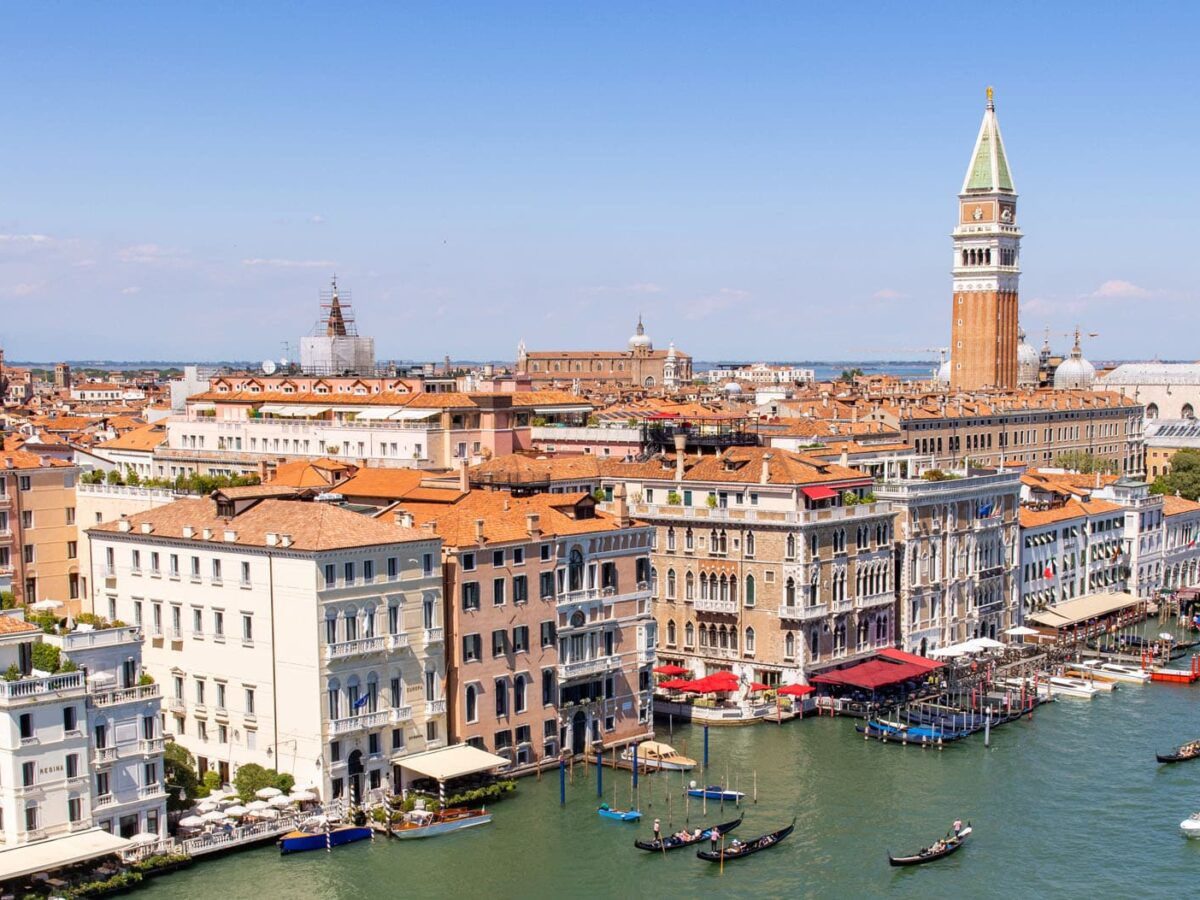 Venice thành phố của những cây cầu và dòng kênh